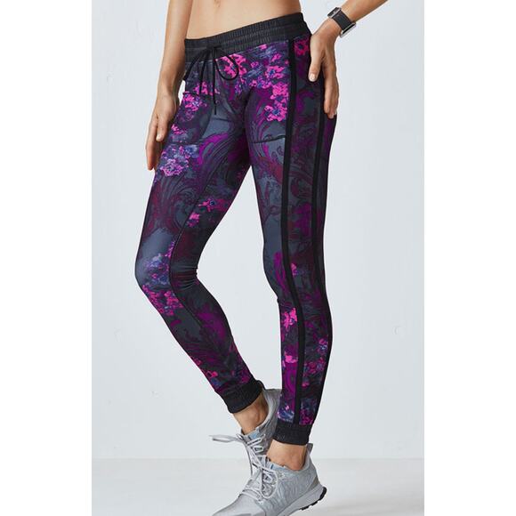 Fabletics Black Purple Floral Paisley Jogger Pants Women’s Size M Athleisure - Picture 1 of 5